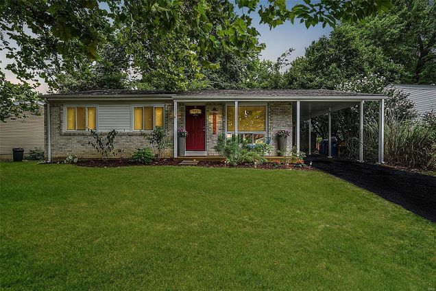11741 Berrybell Drive Maryland Heights, MO House Sold - Photo 1 of 19. Opens carousel modal