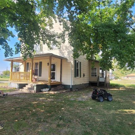 123 W Fourth Cutler, IL Townhouse Sold - Photo 1 of 29. Opens carousel modal
