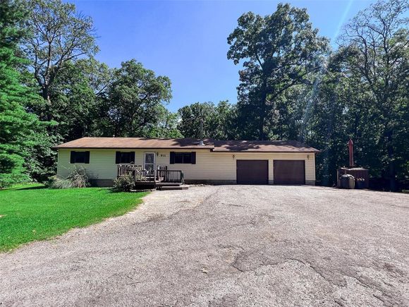701 Deer Path Road IUKA, IL House Sold - Photo 1 of 28. Opens carousel modal