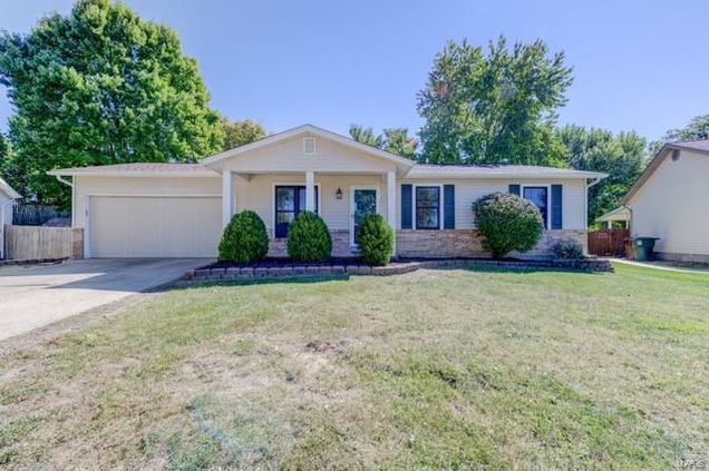 3024 Valley Ridge Drive St Peters, MO House Sold - Photo 1 of 24. Opens carousel modal