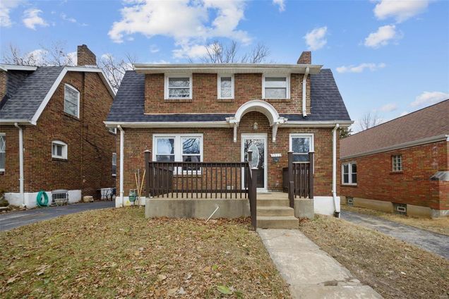 6911 Julian Avenue St Louis, MO House Sold - Photo 1 of 20. Opens carousel modal