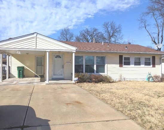9 Glynn Drive Florissant, MO House Sold - Photo 1 of 7. Opens carousel modal