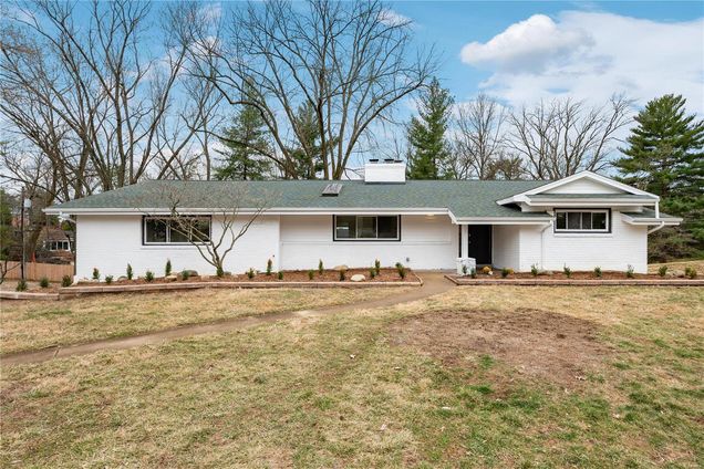 17 Haven View Drive St Louis, MO House Sold - Photo 1 of 28. Opens carousel modal