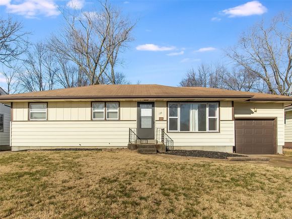 135 Pompano Lane Florissant, MO House Sold - Photo 1 of 16. Opens carousel modal