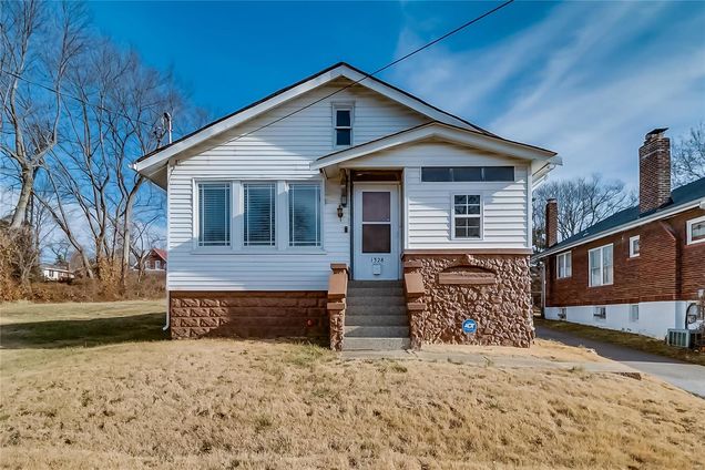 1328 Belrue Avenue St Louis, MO House Sold - Photo 1 of 32. Opens carousel modal