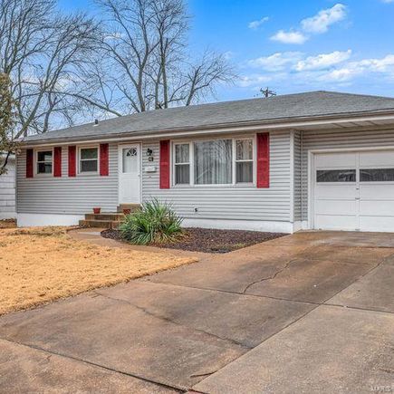 40 Ruth Drive St Louis, MO House Sold - Photo 1 of 27. Opens carousel modal