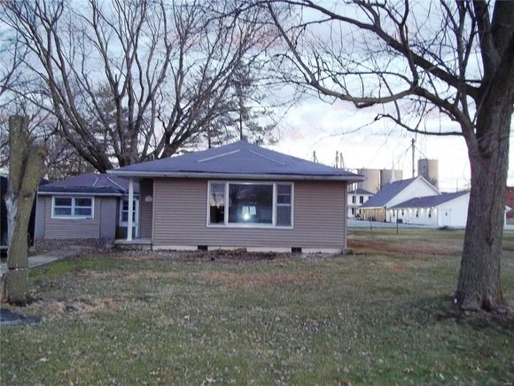 306 N Mulberry Street Farina, IL House Sold - Photo 1 of 11. Opens carousel modal