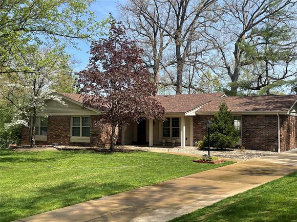 12515 Trammell Court St Louis, MO House Sold - Photo 1 of 42. Opens carousel modal