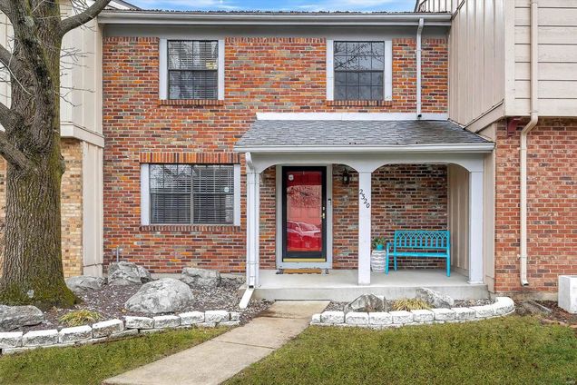 2320 Hidden Meadow Lane Ballwin, MO Townhouse Sold - Photo 1 of 33. Opens carousel modal