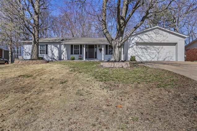 1133 Arroya Trail Ellisville, MO House Sold - Photo 1 of 37. Opens carousel modal