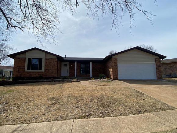 2706 Bee Tree Lane St Louis, MO House Sold - Photo 1 of 23. Opens carousel modal