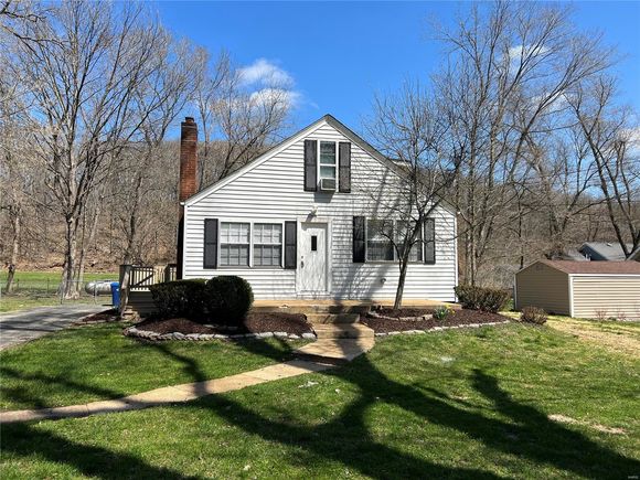 926 New Ballwin Road Ballwin, MO House Sold - Photo 1 of 19. Opens carousel modal