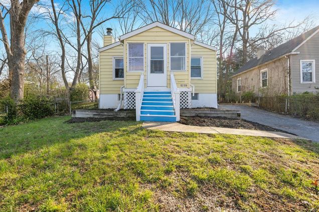 2528 Creve Coeur Drive St Louis, MO House Sold - Photo 1 of 35. Opens carousel modal