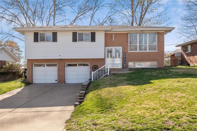 3506 Glen Arbor Drive St Louis, MO House Sold - Photo 1 of 26. Opens carousel modal