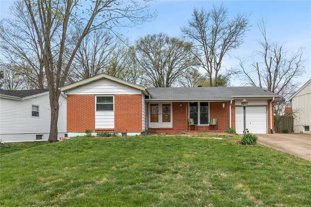 2305 Esquline Drive Fenton, MO House Sold - Photo 1 of 19. Opens carousel modal