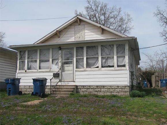 2702 Walnut Street Alton, IL House Sold - Photo 1 of 9. Opens carousel modal