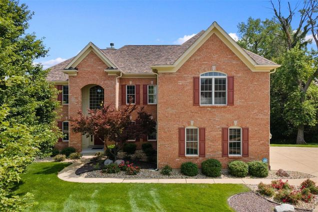 12346 Mulberry Tree Court Creve Coeur, MO House Sold - Photo 1 of 38. Opens carousel modal