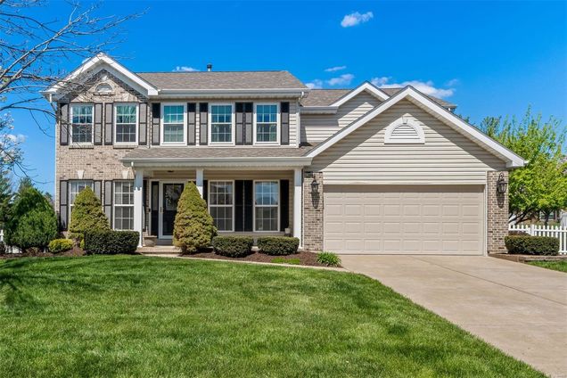 15670 Debridge Way Florissant, MO House Sold - Photo 1 of 26. Opens carousel modal