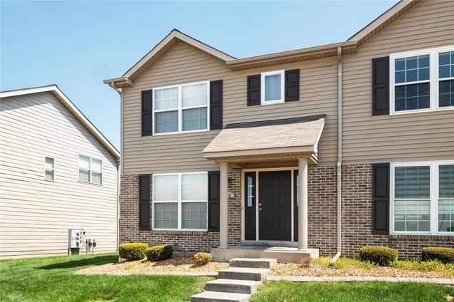 613 Bond Street St Peters, MO Townhouse Sold - Photo 1 of 20. Opens carousel modal