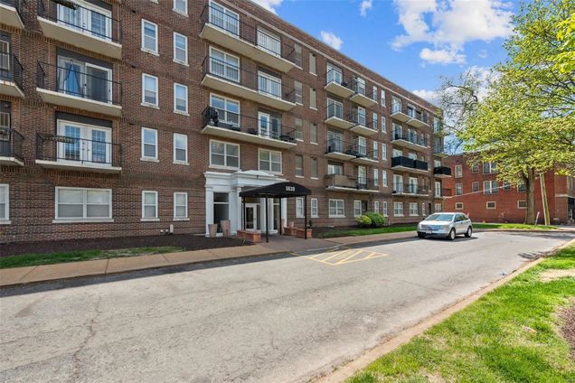 5630 Pershing Avenue Unit 51 St Louis, MO Condo Sold - Photo 1 of 22. Opens carousel modal