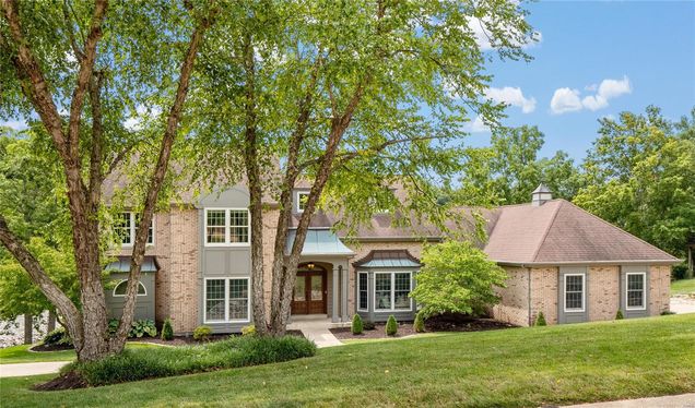 9141 Fox Bridge Drive Sunset Hills, MO House Sold - Photo 1 of 42. Opens carousel modal