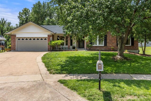 7822 Somerworth Court Shrewsbury, MO House Sold - Photo 1 of 39. Opens carousel modal