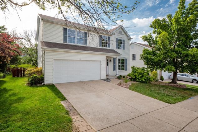 11445 Pineview Crossing Drive Maryland Heights, MO House Sold - Photo 1 of 41. Opens carousel modal