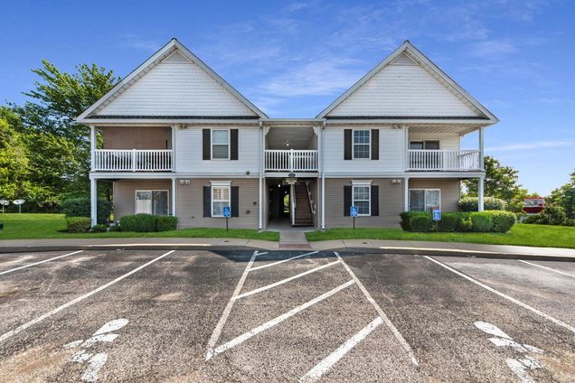 9748 Bexley Station Drive Unit H St Louis, MO Condo Sold - Photo 1 of 22. Opens carousel modal