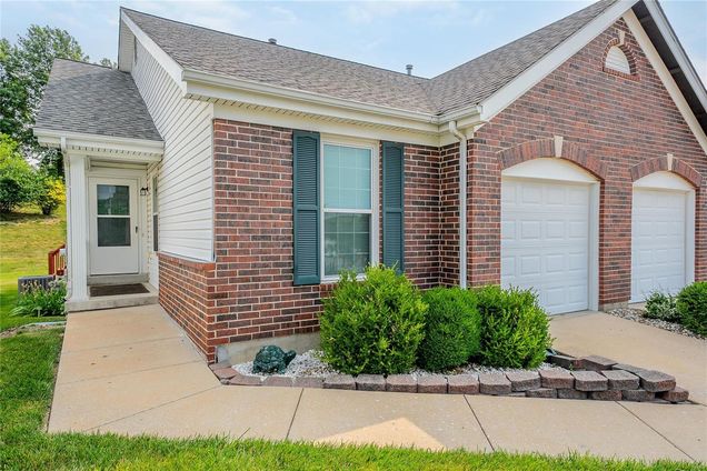 10358 Tiffany Village Circle Drive St Louis, MO House Sold - Photo 1 of 28. Opens carousel modal