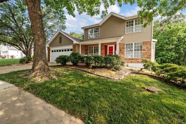 3061 Summerfield Manor Drive St Louis, MO House Sold - Photo 1 of 31. Opens carousel modal