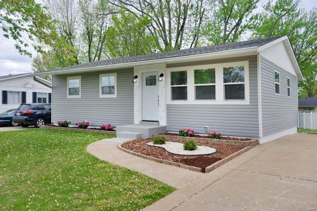 11345 Revere Lane St Louis, MO House Sold - Photo 1 of 23. Opens carousel modal
