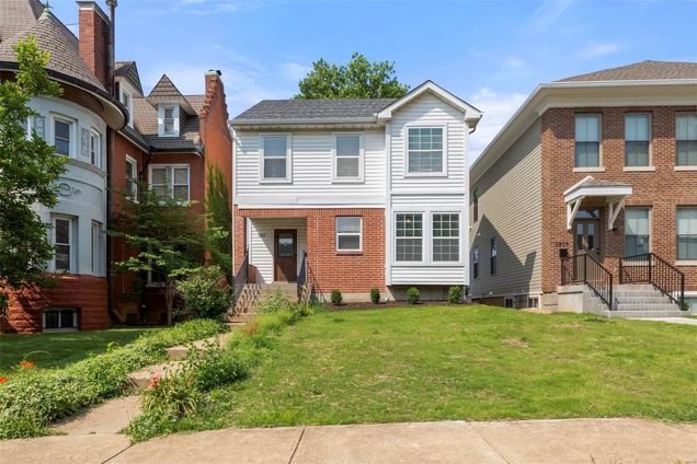 3807 Westminster Place St Louis, MO House Sold - Photo 1 of 36. Opens carousel modal