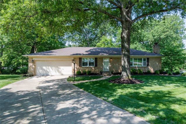 4960 Mount Royal Road St Louis, MO House Sold - Photo 1 of 29. Opens carousel modal