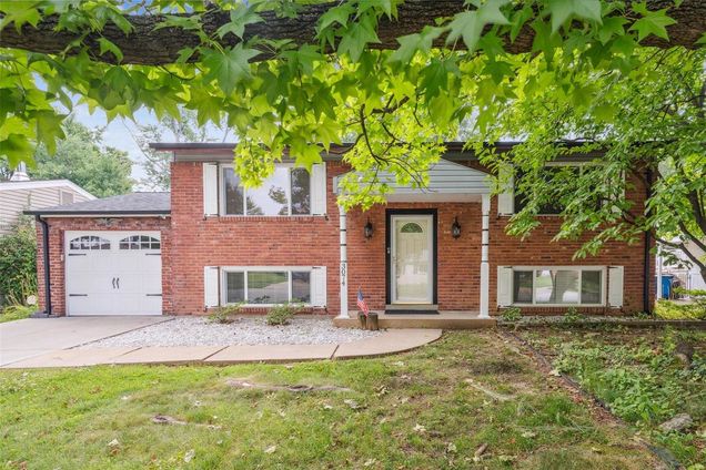 3074 Postport Lane Maryland Heights, MO House Sold - Photo 1 of 22. Opens carousel modal