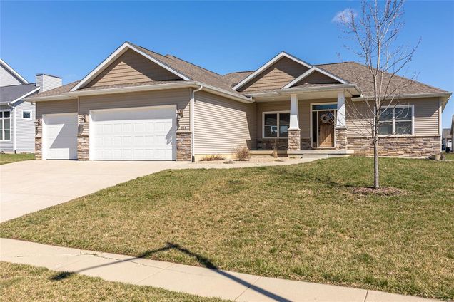 514 Parkview Drive Rochester, IL House Sold - Photo 1 of 34. Opens carousel modal