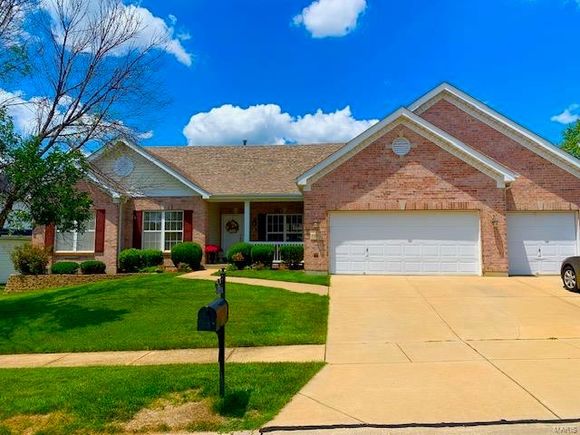 5195 Delcastle Drive Florissant, MO House Sold - Photo 1 of 45. Opens carousel modal