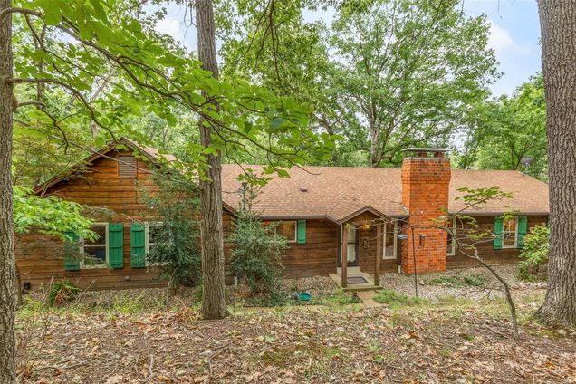 1504 Wolf Trail Wildwood, MO House Sold - Photo 1 of 28. Opens carousel modal
