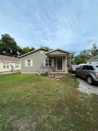 606 South 6th Hayti, MO House Sold - Photo 1 of 2. Opens carousel modal