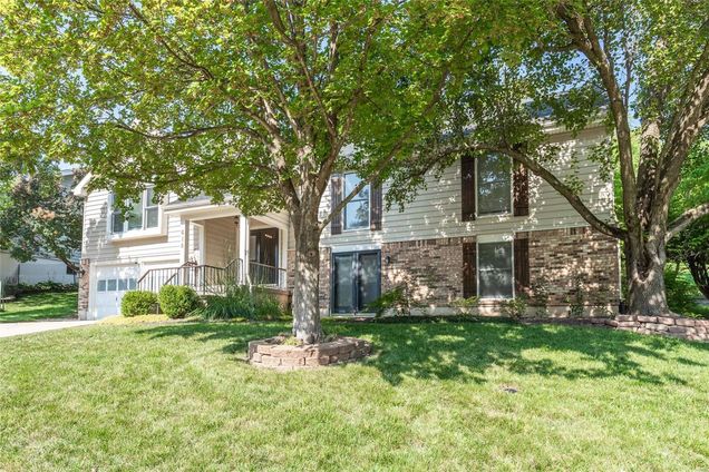 615 Crofton Circle Court Ballwin, MO House Sold - Photo 1 of 39. Opens carousel modal