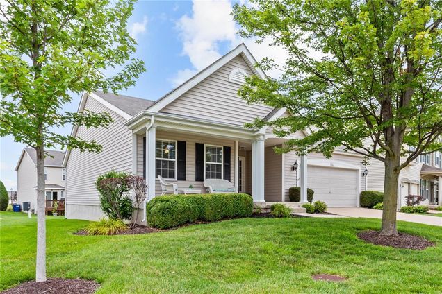 272 Greenshire Lane Dardenne Prairie, MO House Sold - Photo 1 of 24. Opens carousel modal