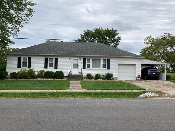 200 S Oak Street Hoffman, IL House Sold - Photo 1 of 14. Opens carousel modal
