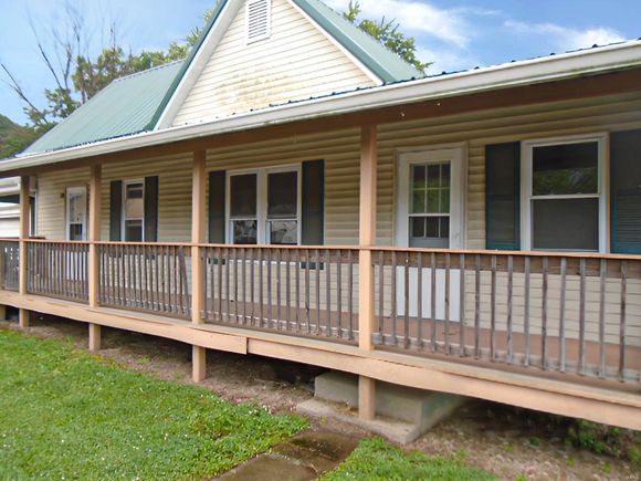 419 Washington Street Hamburg, IL House Sold - Photo 1 of 10. Opens carousel modal
