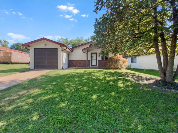 2543 Soundview Court Florissant, MO House Sold - Photo 1 of 13. Opens carousel modal