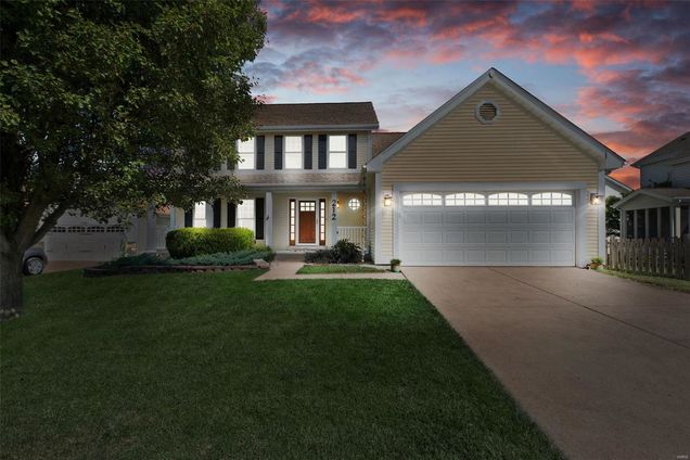212 Oak Borough Court Ballwin, MO House Sold - Photo 1 of 53. Opens carousel modal
