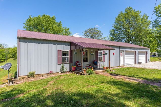 305 E North Street Mulberry Grove, IL House Sold - Photo 1 of 25. Opens carousel modal