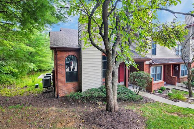 15616 Quail Meadows Drive Chesterfield, MO House Sold - Photo 1 of 27. Opens carousel modal