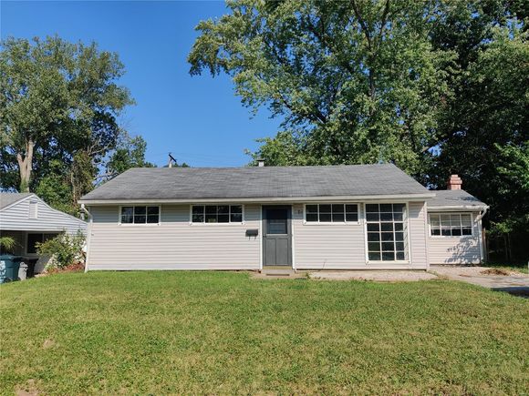 5530 Winchelsea Drive St Louis, MO House Sold - Photo 1 of 16. Opens carousel modal