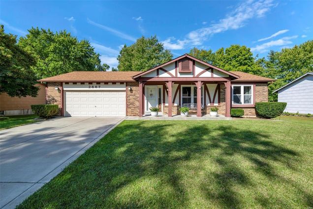 2867 Park Valley Drive St Peters, MO House Sold - Photo 1 of 28. Opens carousel modal