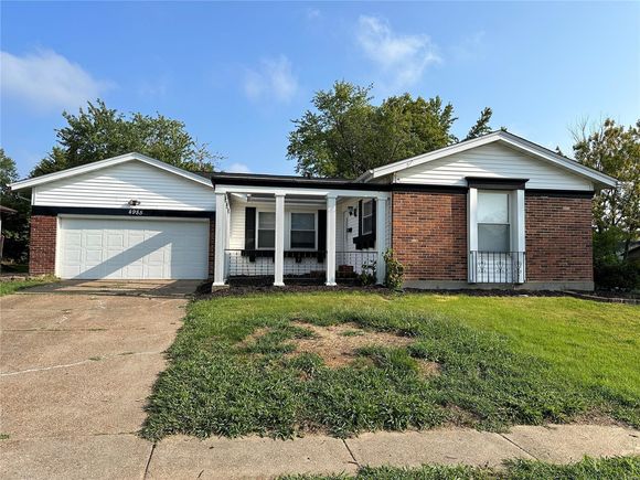 4985 Lockwig Trail Florissant, MO House Sold - Photo 1 of 21. Opens carousel modal