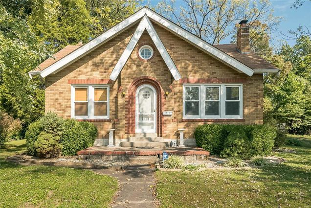 715 Wesley Avenue St Louis, MO House Sold - Photo 1 of 16. Opens carousel modal